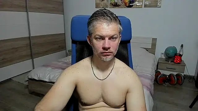 Snapshot of RobbyShawz chatting on June 2026 03:57:01 AM RobbyShawz online show from June 2026 03:57:01 AM