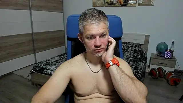 Snapshot of RobbyShawz chatting on June 2026 04:06:01 AM RobbyShawz online show from June 2026 04:06:01 AM