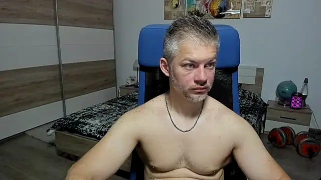 Snapshot of RobbyShawz chatting on June 2026 05:43:01 AM RobbyShawz online show from June 2026 05:43:01 AM
