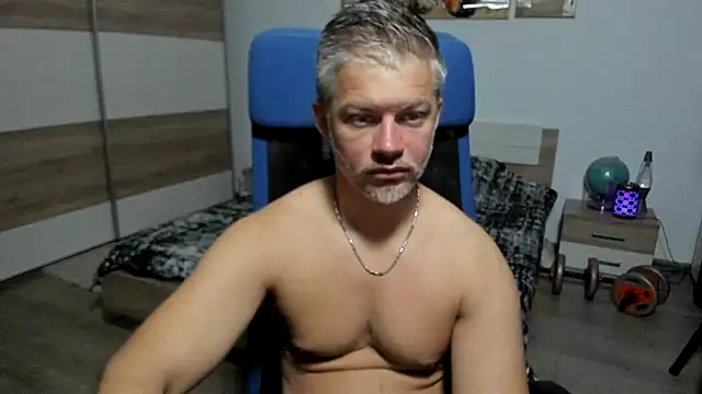 Snapshot of RobbyShawz chatting on July 2026 04:04:01 AM RobbyShawz online show from July 2026 04:04:01 AM