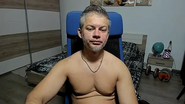 Snapshot of RobbyShawz chatting on July 2026 04:06:02 AM RobbyShawz online show from July 2026 04:06:02 AM