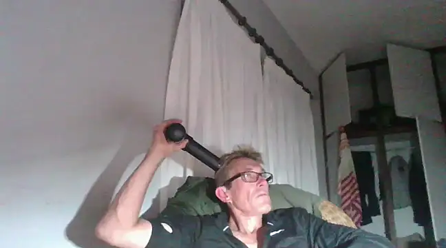 Snapshot of xykenrah@xh chatting on December 2024 02:34:02 AM xykenrahxh online show from December 2024 02:34:02 AM