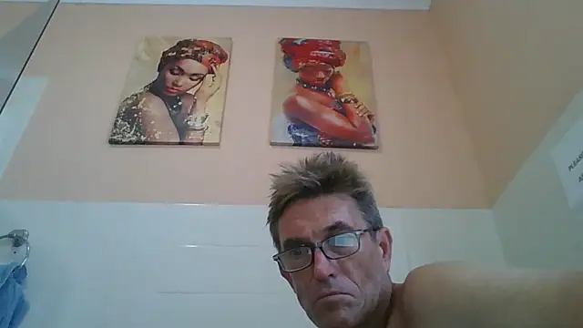 Snapshot of xykenrah@xh chatting on October 2025 06:01:02 AM xykenrahxh online show from October 2025 06:01:02 AM