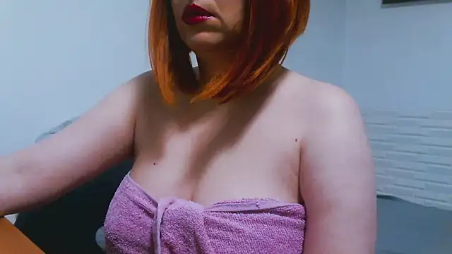 Snapshot of MashaYeah777 chatting on October 2025 05:27:01 AM MashaYeah777 online show from October 2025 05:27:01 AM