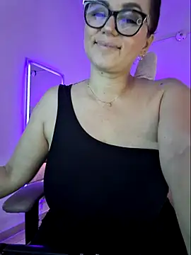 Snapshot of MariaPau_83 chatting on July 2026 09:08:01 PM MariaPau 83 online show from July 2026 09:08:01 PM