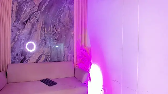 Rianamanson online show from September 2025 04:16:02 AM