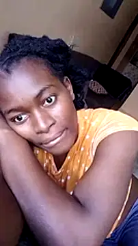 Snapshot of _cutemelania chatting on January 2025 10:52:02 AM cutemelania online show from January 2025 10:52:02 AM