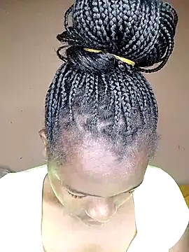 Snapshot of _cutemelania chatting on September 2025 03:45:02 AM cutemelania online show from September 2025 03:45:02 AM