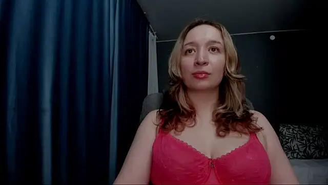 Snapshot of Eva_Rikchter chatting on February 2026 10:14:02 PM Eva Rikchter online show from February 2026 10:14:02 PM