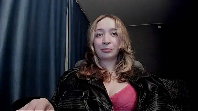 Snapshot of Eva_Rikchter chatting on February 2026 11:16:02 PM Eva Rikchter online show from February 2026 11:16:02 PM
