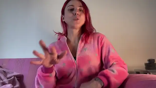 Snapshot of Nikky_Divine chatting on January 2025 12:59:02 PM Nikky Divine online show from January 2025 12:59:02 PM