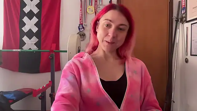 Snapshot of Nikky_Divine chatting on January 2025 09:34:01 AM Nikky Divine online show from January 2025 09:34:01 AM