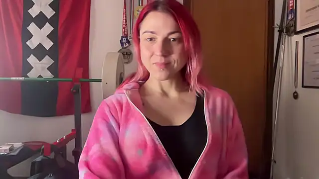 Snapshot of Nikky_Divine chatting on January 2025 08:11:01 AM Nikky Divine online show from January 2025 08:11:01 AM