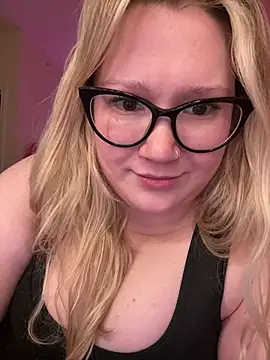 PiggyRose online show from March 2025 01:53:02 AM