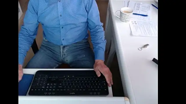 dutchpornking online show from September 2025 06:35:01 AM