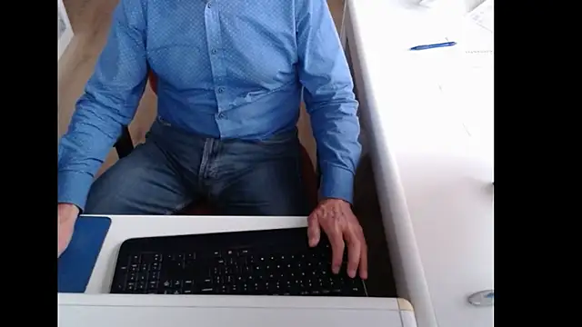 dutchpornking online show from September 2025 07:13:02 AM