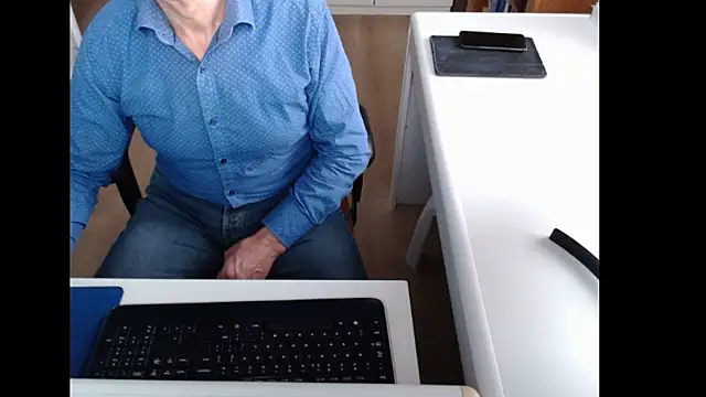 dutchpornking online show from October 2025 07:18:02 AM