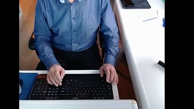 dutchpornking online show from December 2025 07:57:02 AM