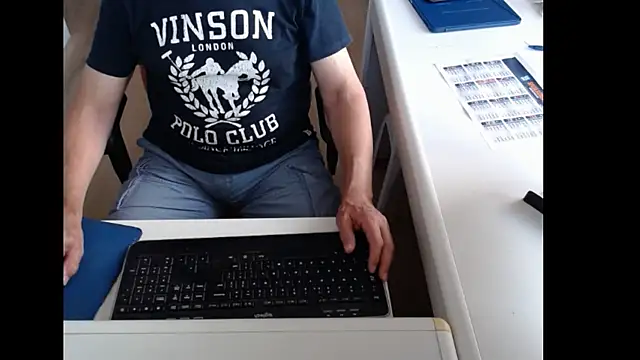 Snapshot of dutchpornking chatting on June 2026 06:49:02 AM dutchpornking online show from June 2026 06:49:02 AM