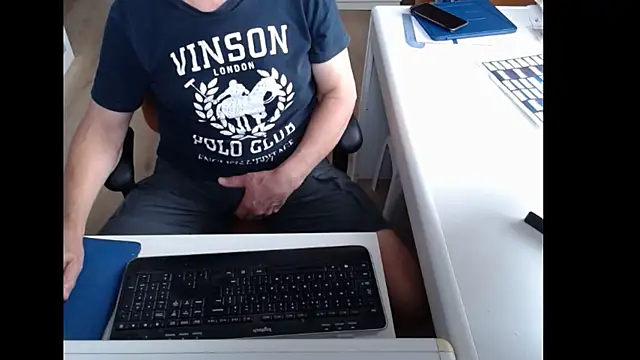 Snapshot of dutchpornking chatting on June 2026 05:57:01 AM dutchpornking online show from June 2026 05:57:01 AM
