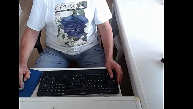 Snapshot of dutchpornking chatting on July 2026 06:05:01 AM dutchpornking online show from July 2026 06:05:01 AM