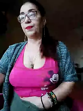 Chriss Tinaa online show from February 2025 06:04:01 AM