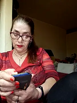 Snapshot of Chriss_Tinaa chatting on April 2026 02:17:01 AM Chriss Tinaa online show from April 2026 02:17:01 AM