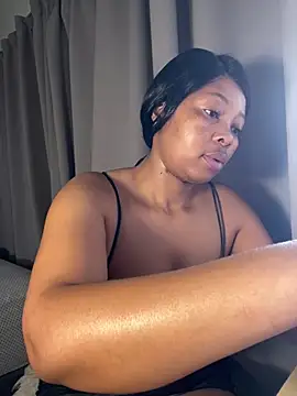 Snapshot of cherrybabe76 chatting on February 2025 07:15:01 AM cherrybabe76 online show from February 2025 07:15:01 AM