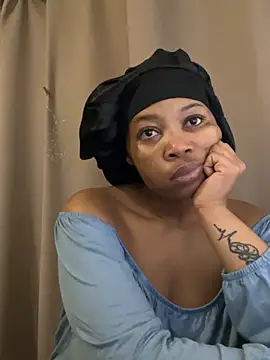 Snapshot of cherrybabe76 chatting on February 2025 11:44:02 AM cherrybabe76 online show from February 2025 11:44:02 AM