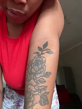 Snapshot of cherrybabe76 chatting on February 2025 06:07:01 AM cherrybabe76 online show from February 2025 06:07:01 AM