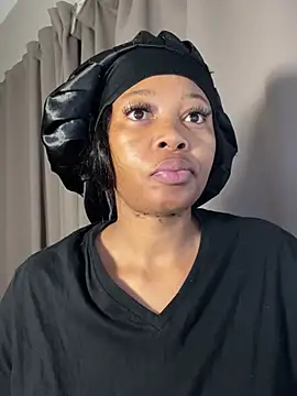 Snapshot of cherrybabe76 chatting on March 2025 06:29:01 AM cherrybabe76 online show from March 2025 06:29:01 AM