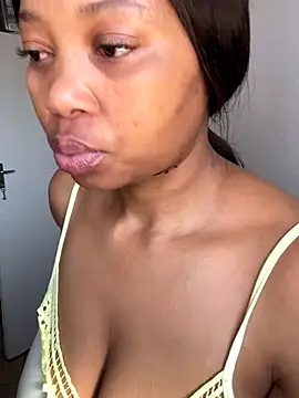 Snapshot of cherrybabe76 chatting on October 2025 07:04:02 AM cherrybabe76 online show from October 2025 07:04:02 AM