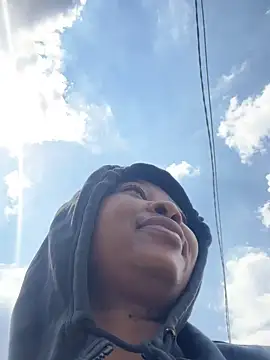 Snapshot of cherrybabe76 chatting on November 2025 11:32:01 AM cherrybabe76 online show from November 2025 11:32:01 AM