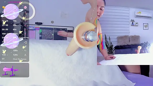 sofi velez online show from March 2025 01:38:02 AM