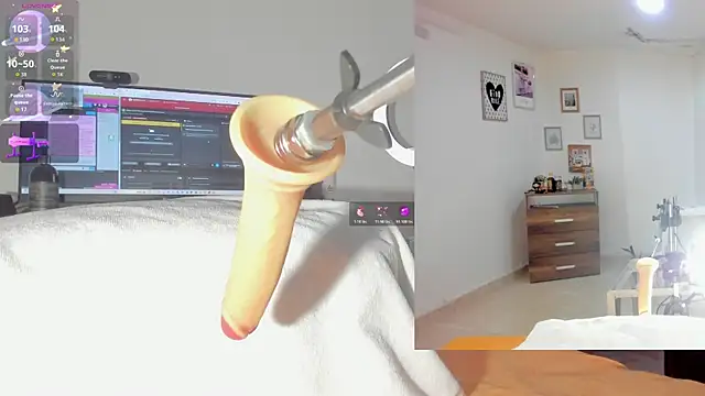 sofi velez online show from October 2025 05:24:01 PM