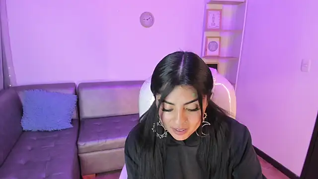 Catalinaa martinez online show from December 2024 04:48:02 AM