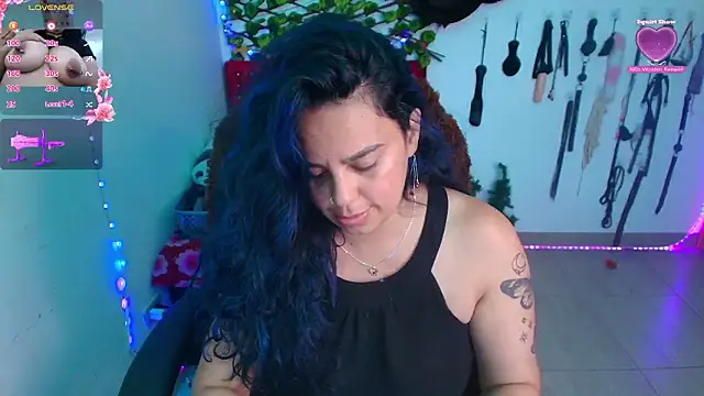 Snapshot of elektra_32 chatting on March 2026 02:05:02 AM elektra 32 online show from March 2026 02:05:02 AM