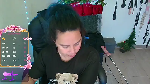 Snapshot of elektra_32 chatting on April 2026 03:39:01 AM elektra 32 online show from April 2026 03:39:01 AM