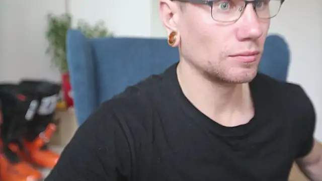 kevin-park online show from October 2025 08:36:02 AM