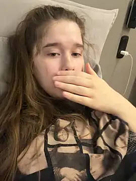 Snapshot of HornyGirlH chatting on March 2026 08:26:33 AM HornyGirlH online show from March 2026 08:26:33 AM