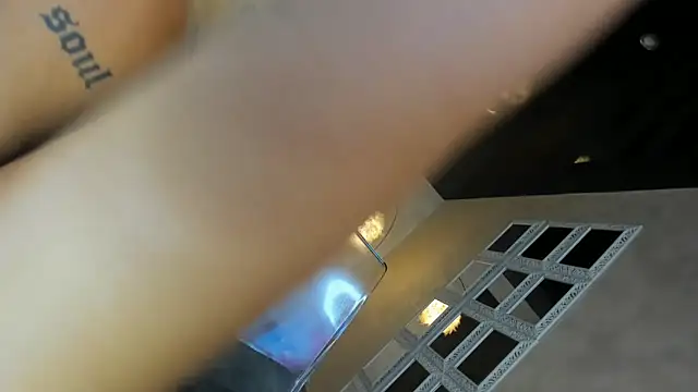 Snapshot of LisaAkira chatting on March 2025 10:13:02 AM LisaAkira online show from March 2025 10:13:02 AM