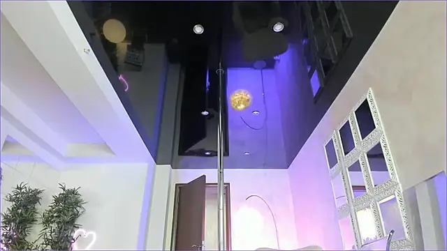 Snapshot of LisaAkira chatting on November 2025 07:29:01 AM LisaAkira online show from November 2025 07:29:01 AM