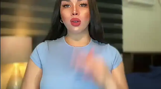 Snapshot of MISSANACONDA chatting on February 2025 03:12:01 AM MISSANACONDA online show from February 2025 03:12:01 AM