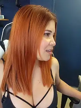 jnilu1227 online show from December 2024 06:49:01 PM