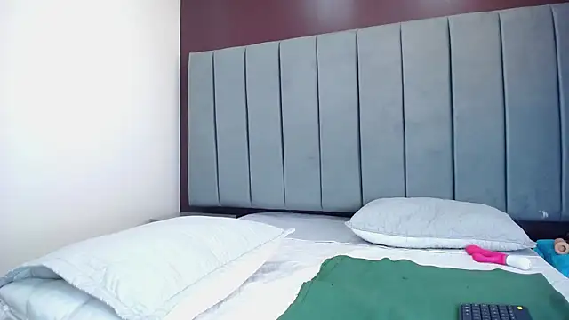 moxa hot online show from January 2025 09:08:01 PM