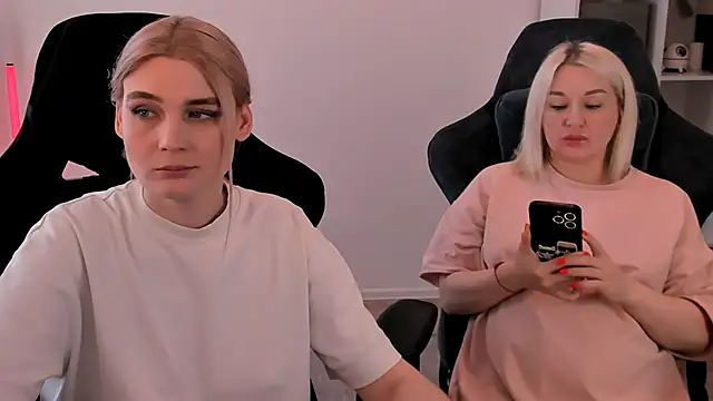 hotblonds online show from March 2025 09:29:01 AM