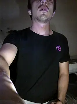 Snapshot of landy20cm chatting on February 2025 08:21:02 AM landy20cm online show from February 2025 08:21:02 AM