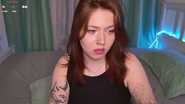 Snapshot of Evahadson chatting on March 2025 11:03:02 PM Evahadson online show from March 2025 11:03:02 PM