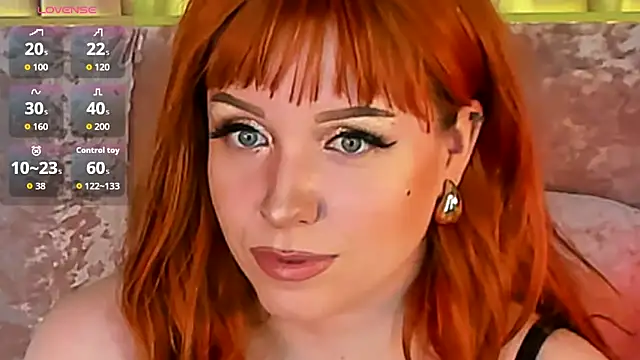 Snapshot of RoseRoxy chatting on December 2025 05:16:01 AM RoseRoxy online show from December 2025 05:16:01 AM