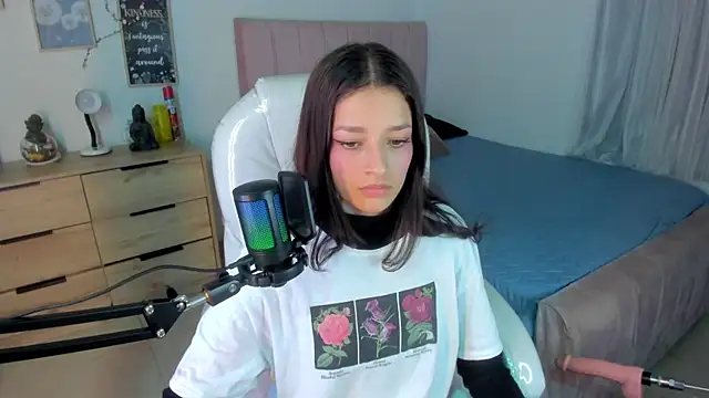 Amaia Daniells online show from February 2025 04:10:01 AM